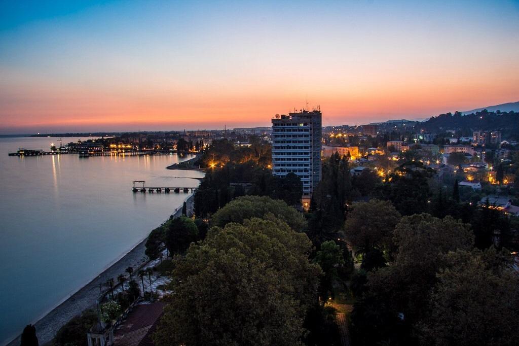 Pansionat Strana Dushi Soechoemi Buitenkant foto