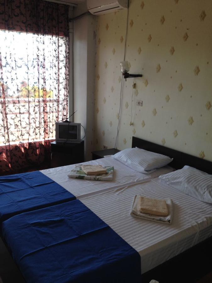 Pansionat Strana Dushi Soechoemi Buitenkant foto